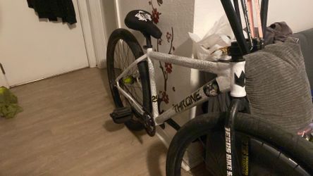 Throne 29er
