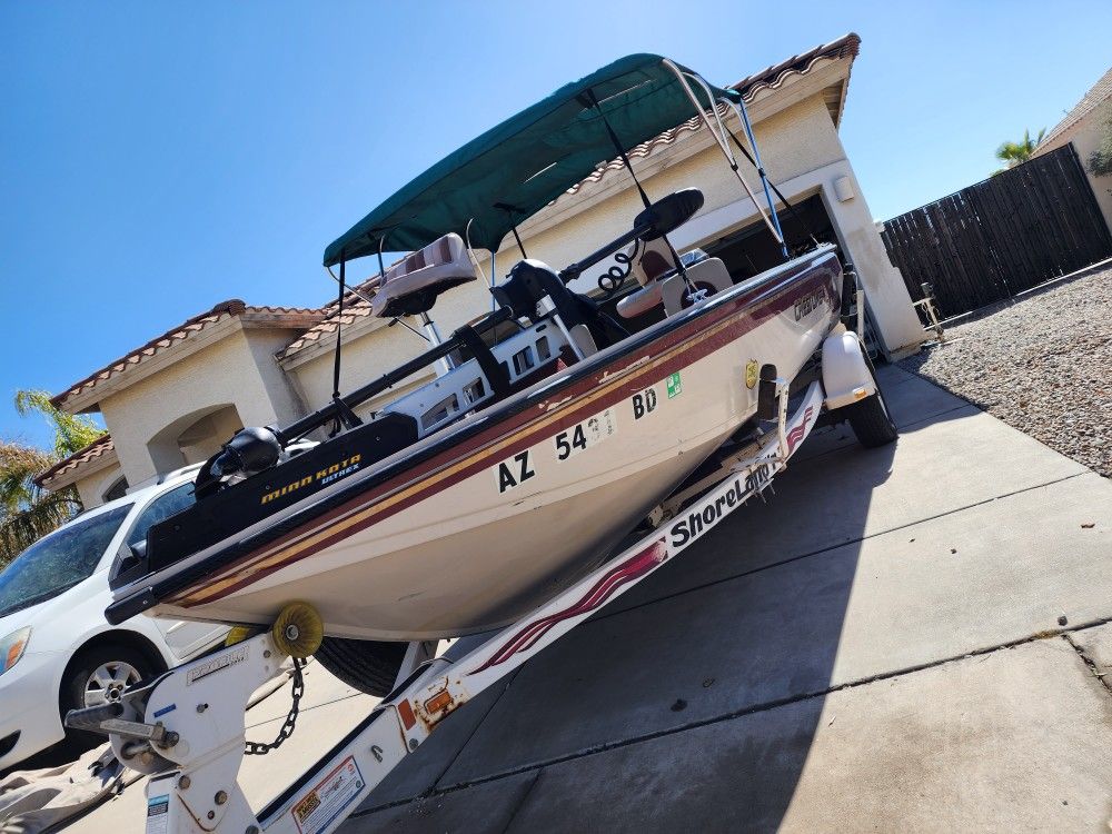 2001 Crestliner Cvx 185