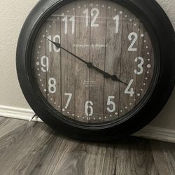 28 Inch Clock 