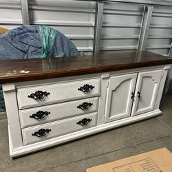 Large vintage 6 Drawer Dresser 