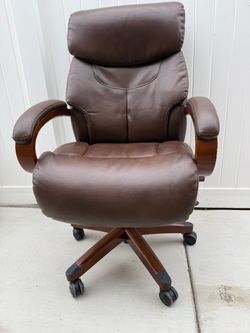 La-Z-Boy Brown Executive Office Chair