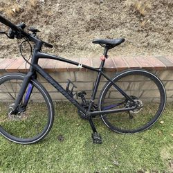 Specialized Siris Hybrid Bike