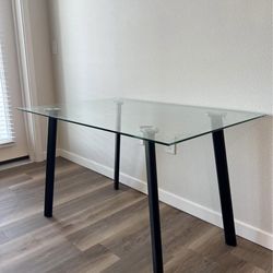 Dining room table