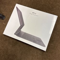 Apple iPad Magic Keyboard For 11 Inch 