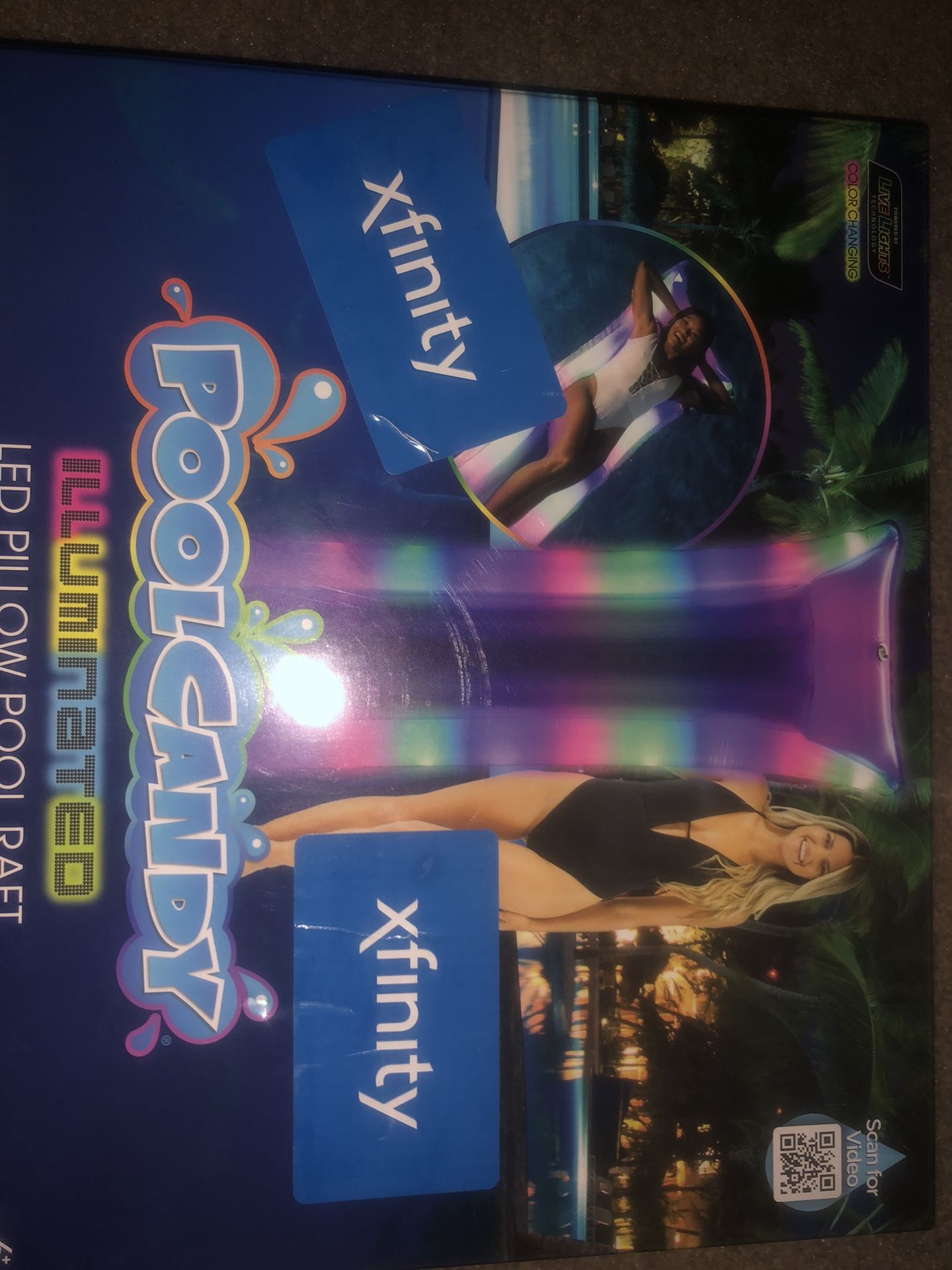 Pool  Candy LED Pillow Pool