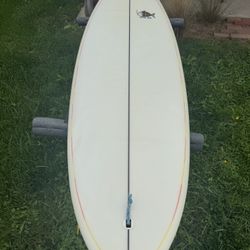 5’10 Twin Pin Surfboard