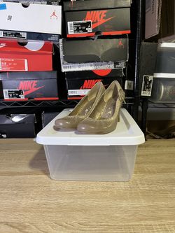 Women's Beige Heels 