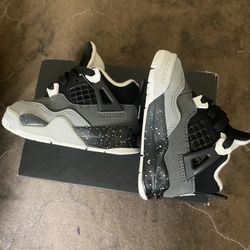 Brand New Jordan 4 Retro Size 4c Infants