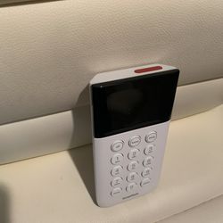 SimpliSafe Keypad & Indoor Camera