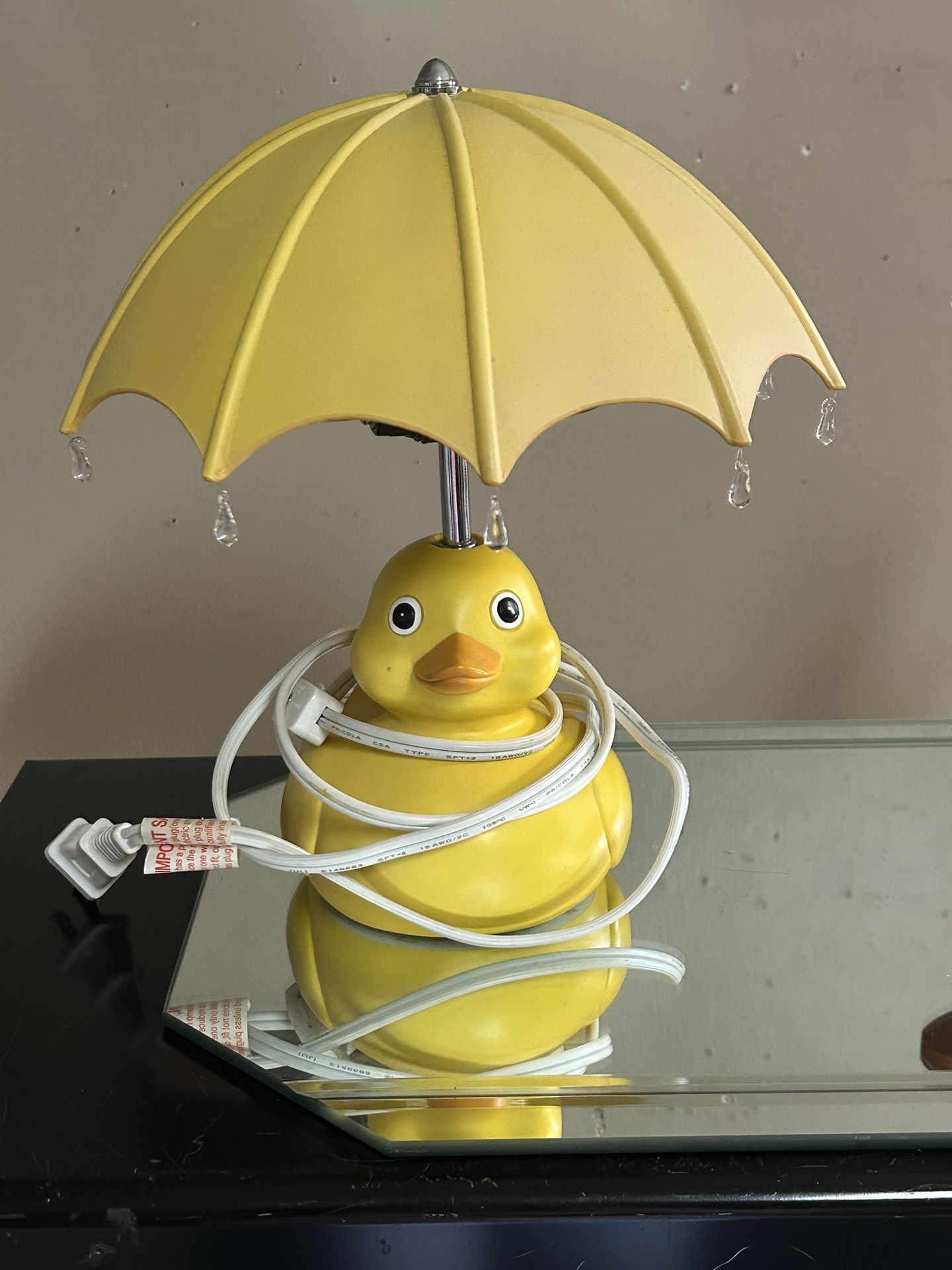 Adorable Duck Lamp! 11”