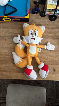 Giant Sonic The Hedgehog TAILS Jumbo Plush