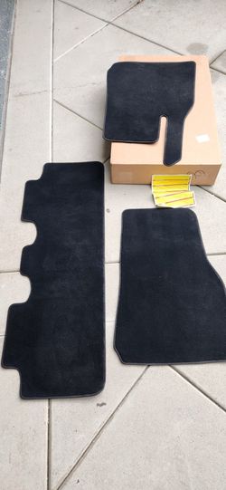 Tesla Model Y Floor Mats