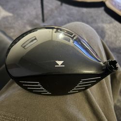 Titleist 913 D2 Driver 9.5 Degree (Head Only)