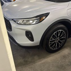 25 Escape Plug In Hybrid