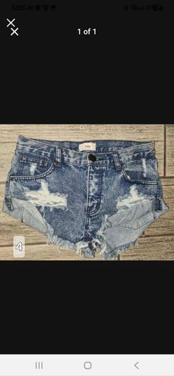 Women's shorts size 4