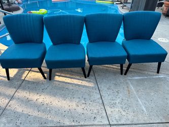 4 Chairs