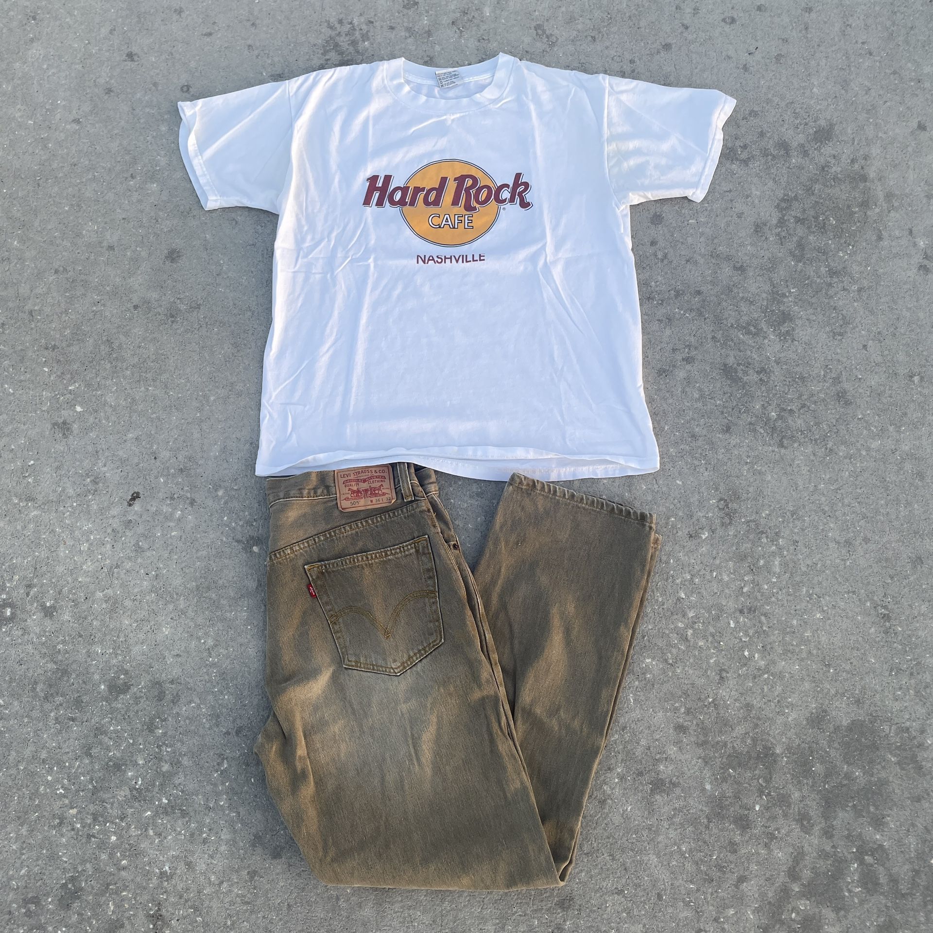 Vintage Hard Rock + Tan Vintage Levi Jeans Fit (Vintage Bundle)