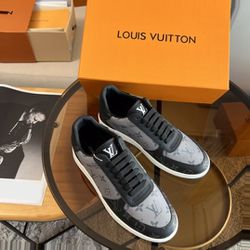 Louis Vuitton Time Out 75