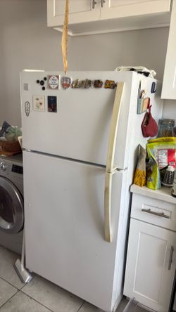 Kenmore fridge for sale