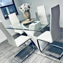 WHITE dining TABLE & WHITE chairs 👑✅