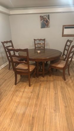 Round Wood Dining Table with 5 Chairs