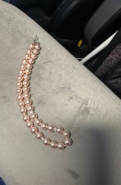 Imitation pearl necklace