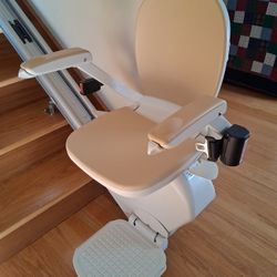 Acorn Superglide Chairlift 130 T700