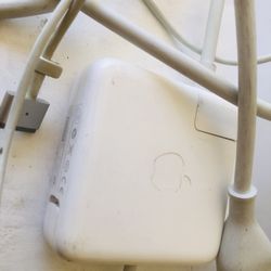 Apple Power Adapter