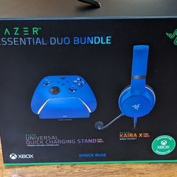 Razer Essential Duo Bundle Xbox: Kaira Wired Headset & Quick Charging Stand for Controllers