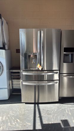 Nice like new LG stailenss steel refrigerator