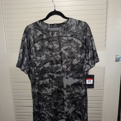 Nike Pro Hyper cool Training Gym Workout Shirt