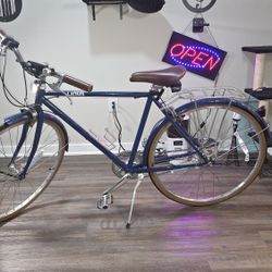 Navy Blue Linus Roadster Sport 3i Commuter/City Bike - 3-Speed Internal Hub - Fenders & Rack