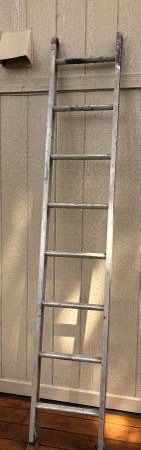 8 ft. Aluminum Ladder