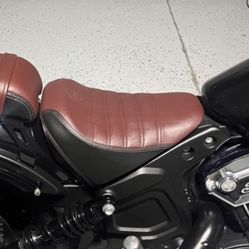 2023 Seat Indian motorcycle Scout bobber