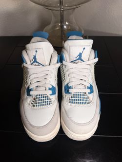 🔥 Air Jordan 4 Retro "Military Blue" (2024 Release) – Size 4.5Y 🔥
