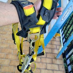 Safety Harness Guardian Body $60.00