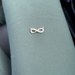 Sterling Silver Infinity Pendant w/ Diamonds – 925