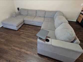 Large Grey Sleeper Sectional with Pull-Out Bed & Tray Table