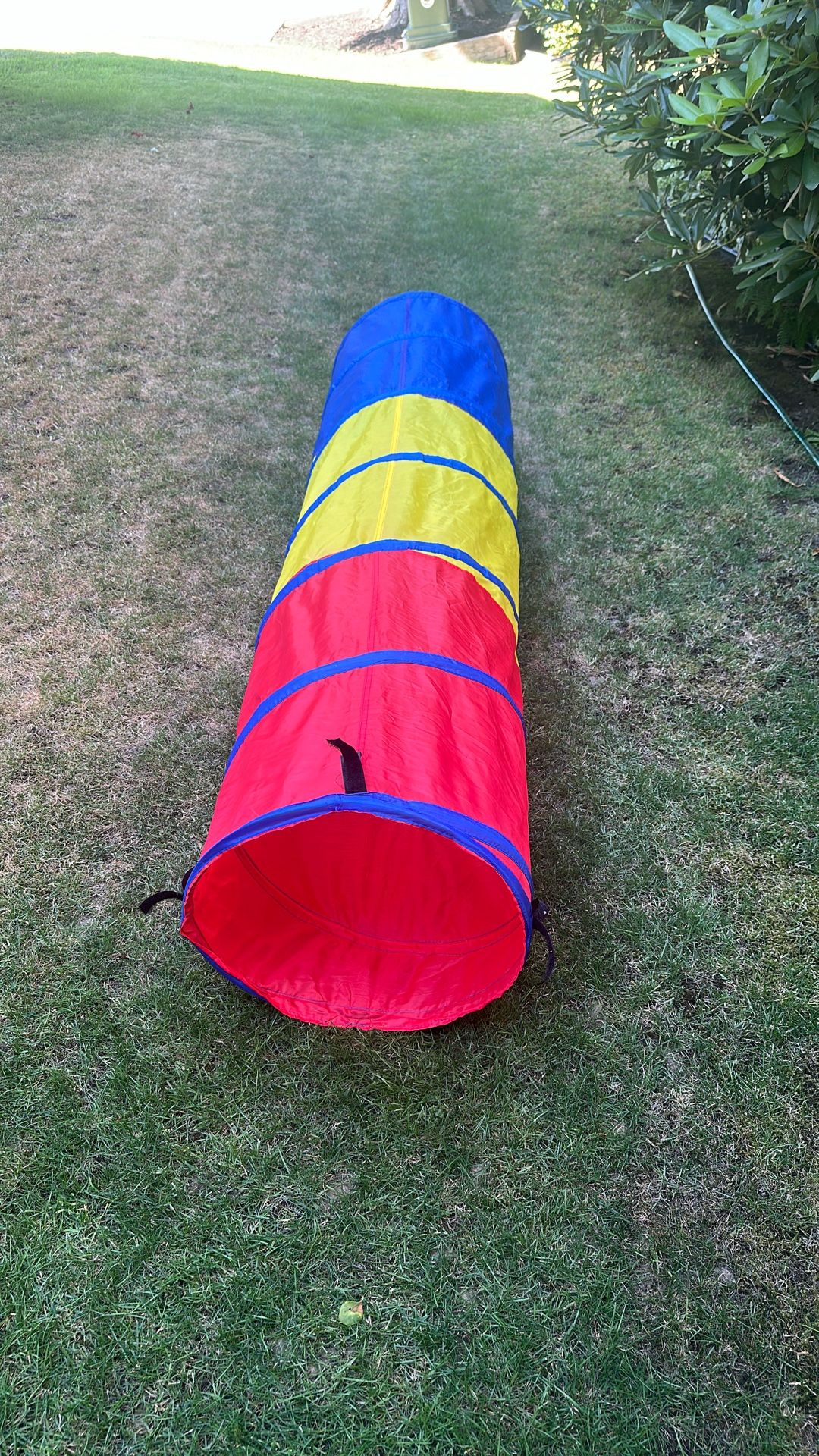 Play Tunnel