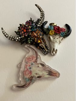 3 x Longhorn Cow Skull Southwest Jewelry Bundle - 2 Charm Pendants + Rhinestone Pin Brooch