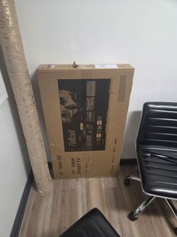 Samsung 43 in smart TV Tizen os