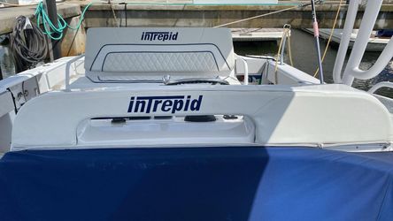 boat upholstery in general, we make complete interiors from scratch, with high quality marine materials, punctual delivery, excellent upholstery work 