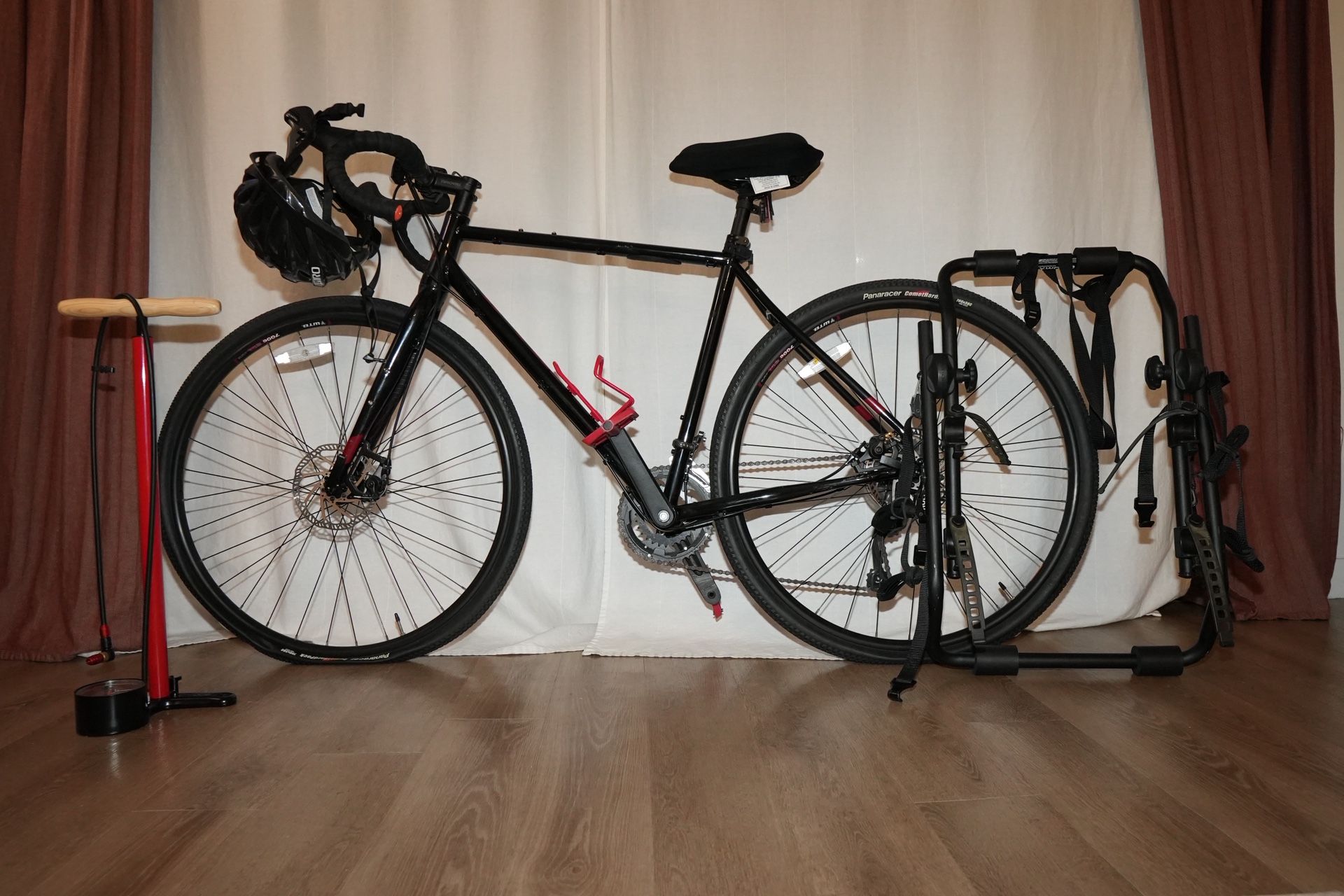 Fuji Sportif Disc Brake Hybrid Bike