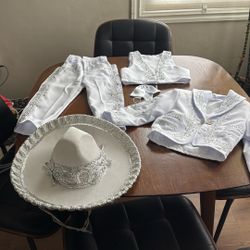 Kids mariachi Size 3