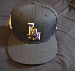 LA DODGERS NEW ERA FITTED HAT 7 1/2 $40