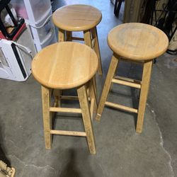 Free Barstools Pick Up Only First Come First Serve No Holds