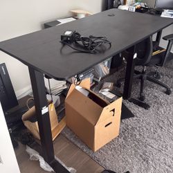 Height adjusting Desk