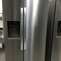 Whirlpool Stainless steel Side-by-Side (Refrigerator) 36 Model WRS571CIHZ - A-00002802