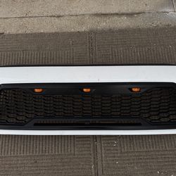 Used Toyota Tacoma Raptor Style Grill 2012-2015 Fits 2015 Tacoma