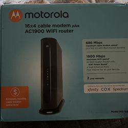 Motorola AC 1900 WiFi Router (Xfinity/Comcast Compatible)
